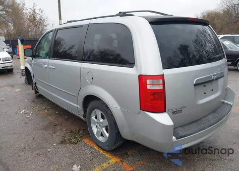 2010 Dodge Grand Caravan Sxt z USA, uszkodzony, nr VIN 2D4RN5D10AR443588